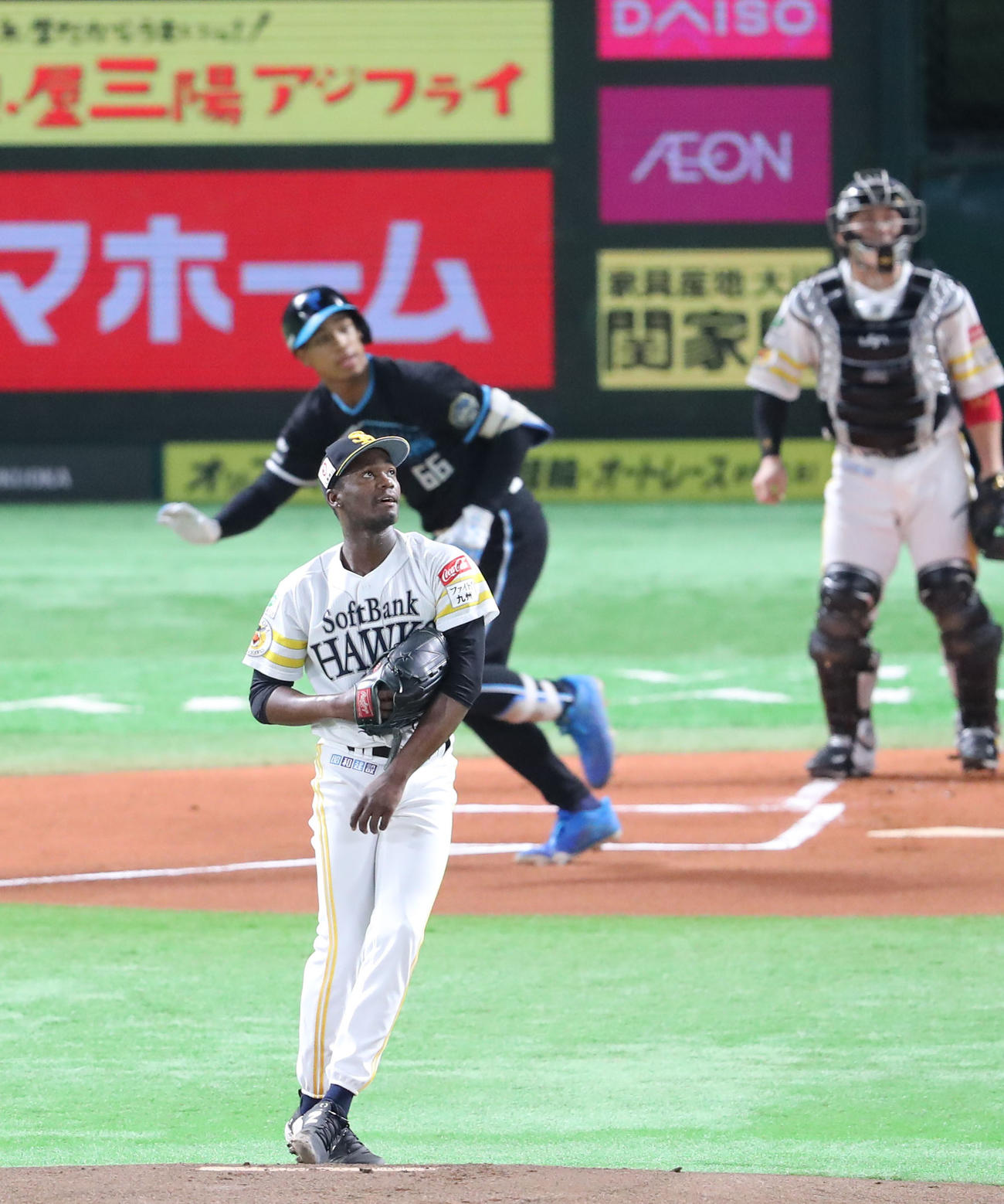 3日、ソフトバンク対日本ハム　1回表日本ハム無死、モイネロは万波に左越え先頭打者本塁打を浴びる（撮影・梅根麻紀）