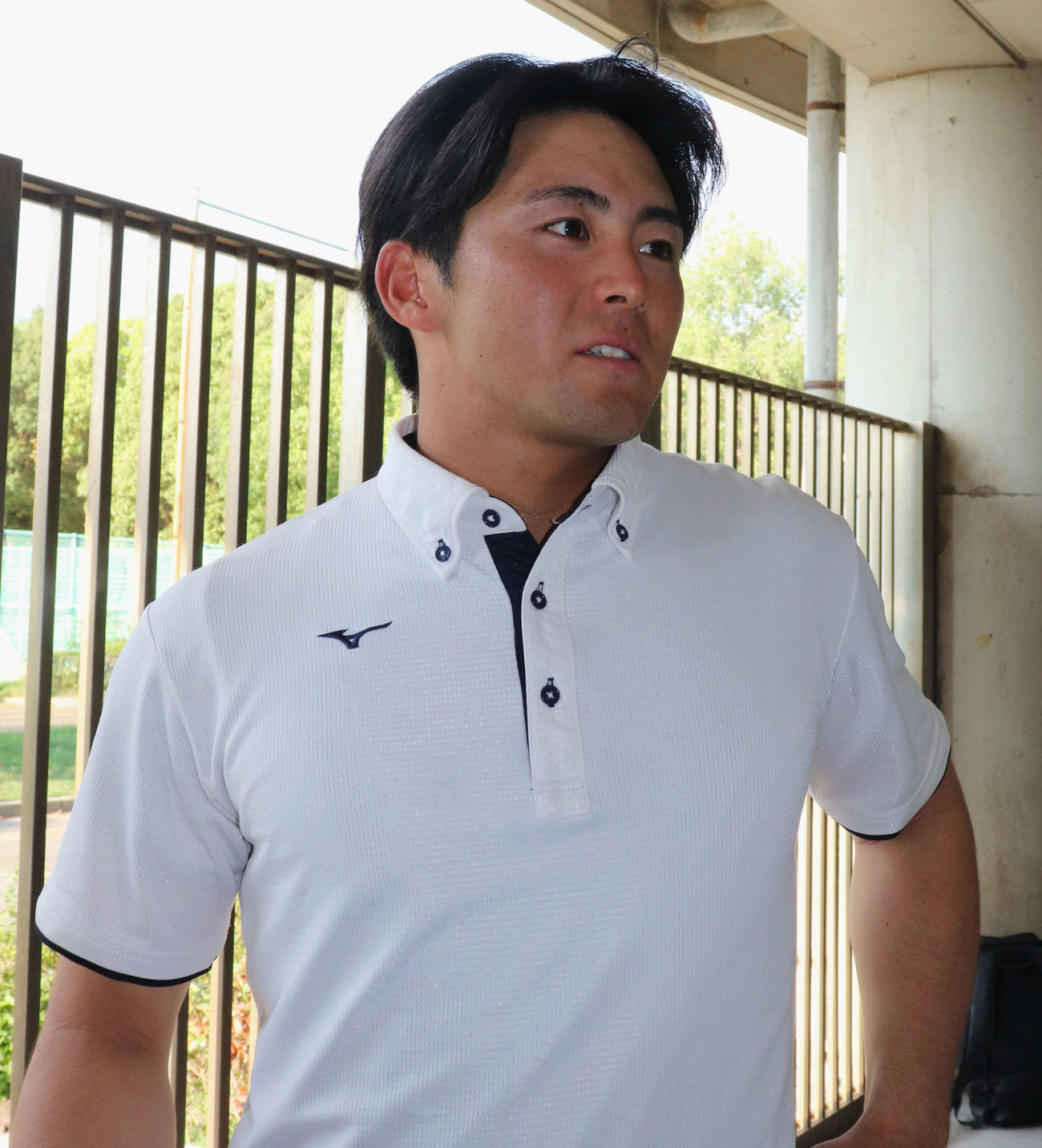京産大との1節目2回戦　試合後に取材に応じた、大経大の柴崎（撮影・中島麗）