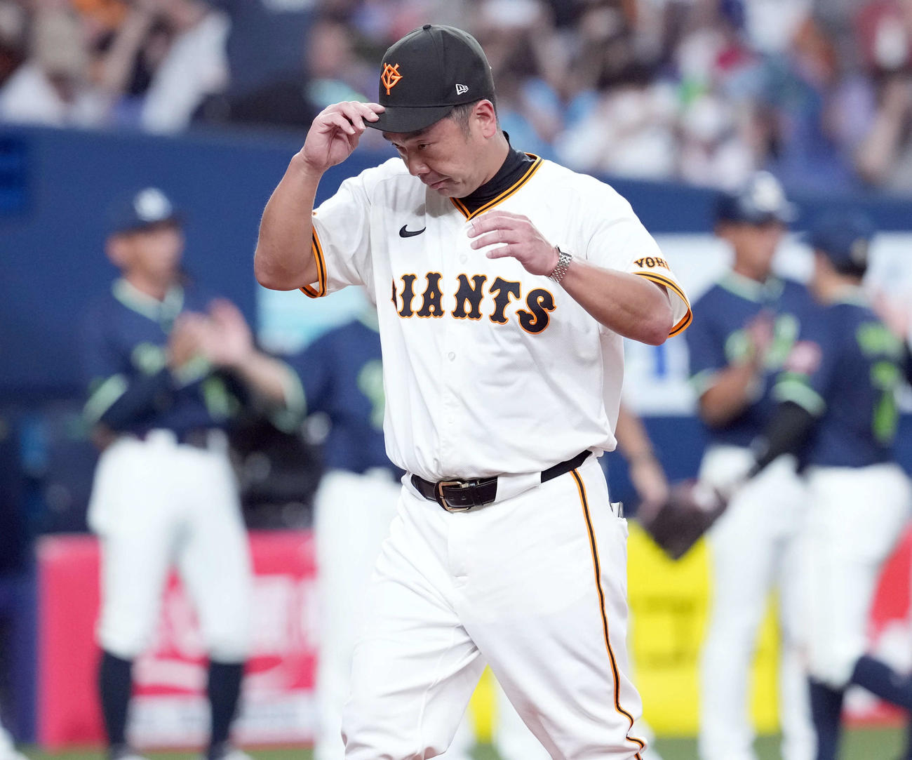 巨人対ヤクルト　ヤクルトに連敗を喫した巨人阿部監督（撮影・たえ見朱実）