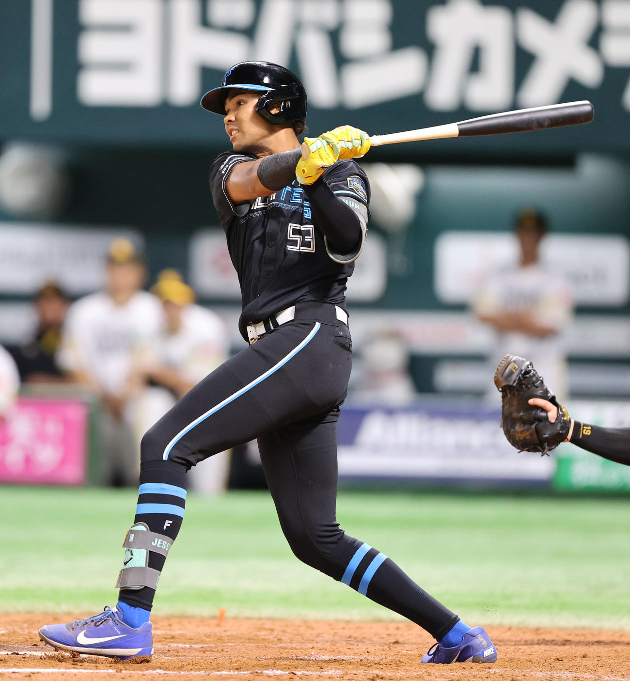 ソフトバンク対日本ハム　9回表日本ハム2死二塁、水谷は勝ち越しの左前適時打を放つ（撮影・鬼束羽瑠菜）