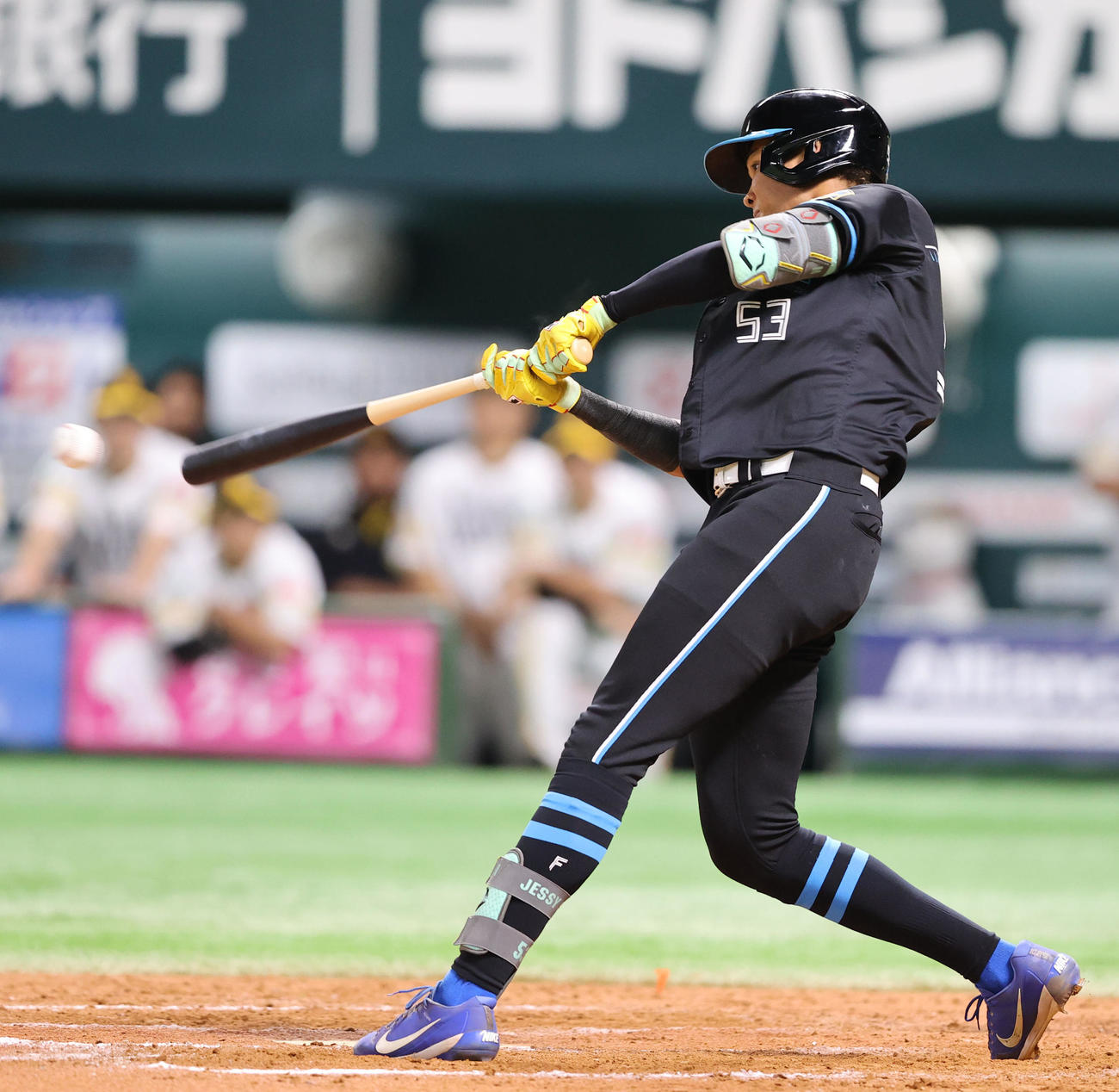 ソフトバンク対日本ハム　9回表日本ハム2死二塁、水谷は勝ち越しの左前適時打を放つ（撮影・鬼束羽瑠菜）