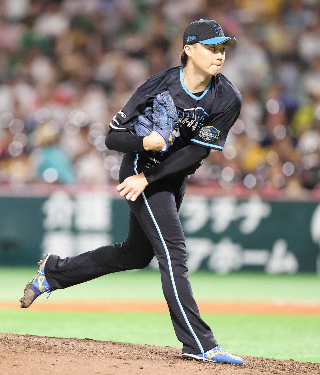 ソフトバンク対日本ハム　力投する日本ハム先発の山崎（撮影・鬼束羽瑠菜）