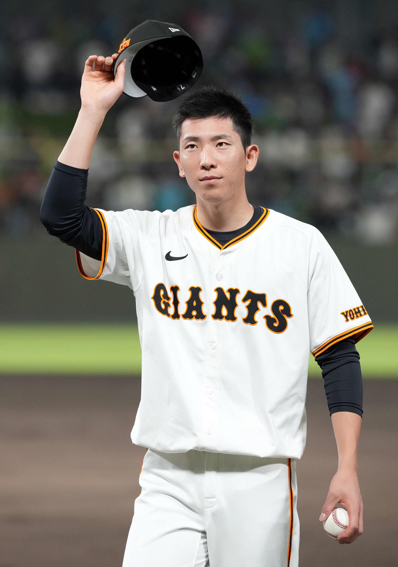 巨人対ヤクルト　今季10勝目を挙げた巨人戸郷（撮影・たえ見朱実）