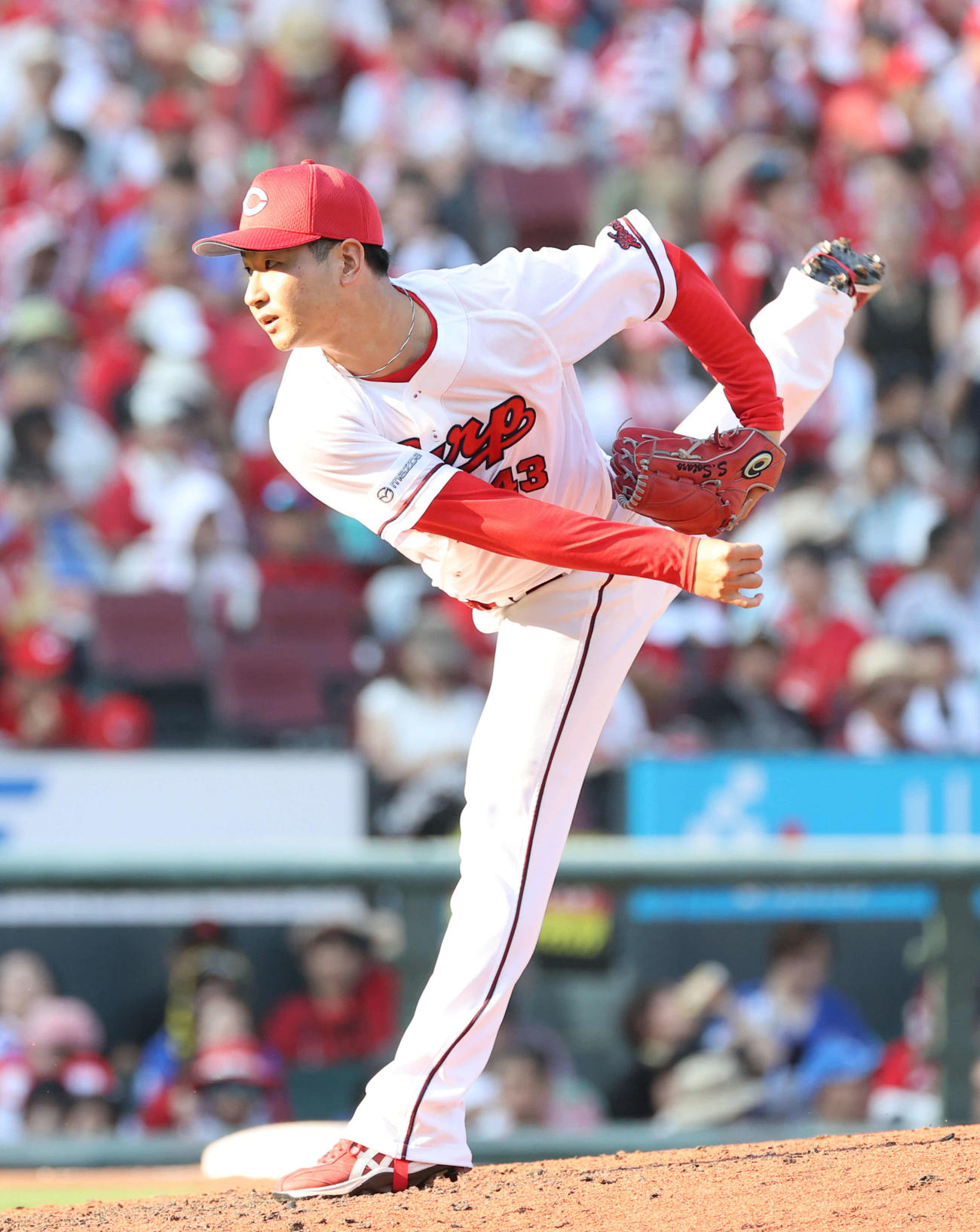広島対中日　8回表中日無死、広島3番手の島内（撮影・加藤孝規）