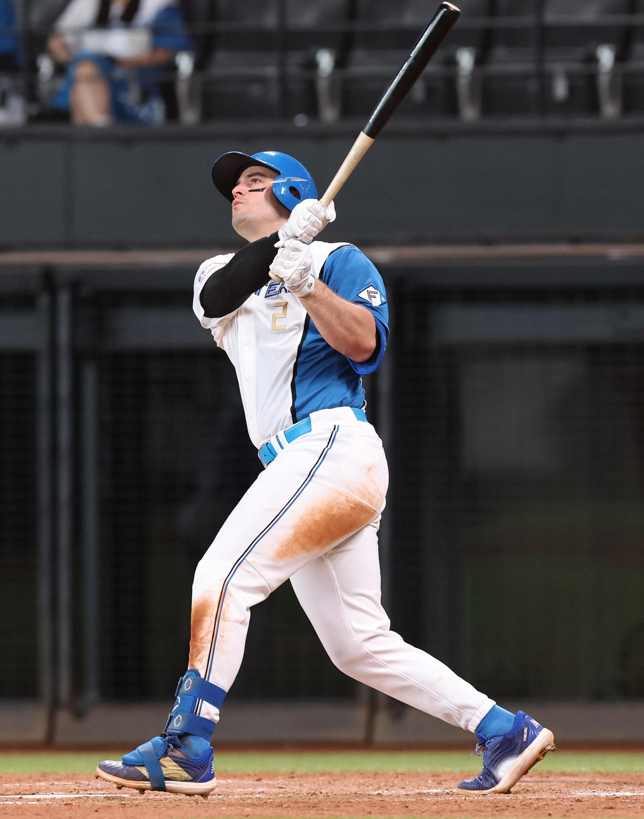 日本ハム対オリックス　5回裏日本ハム1死一、三塁、マルティネスは左越え3点本塁打を放つ（撮影・佐藤翔太）