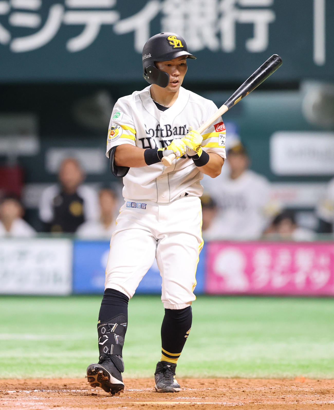 ソフトバンク対西武　8回裏ソフトバンク1死、中村晃は見逃し三振に倒れる（撮影・鬼束羽瑠菜）