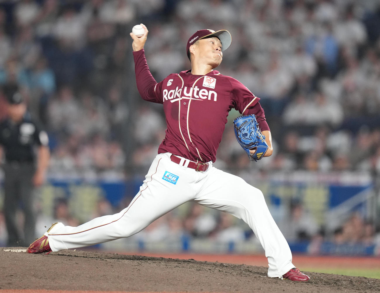 ロッテ対楽天　9回裏から5番手で登板した楽天則本（撮影・鈴木みどり）