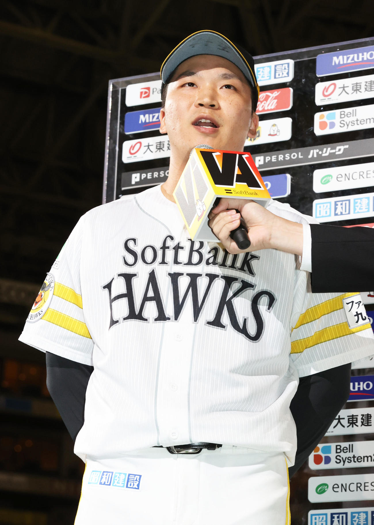 ソフトバンク対西武　本日のヒーローに輝いた長谷川（撮影・鬼束羽瑠菜）
