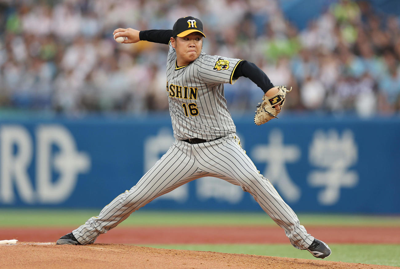 ヤクルト対阪神　力投する阪神先発の西勇（撮影・前田充）