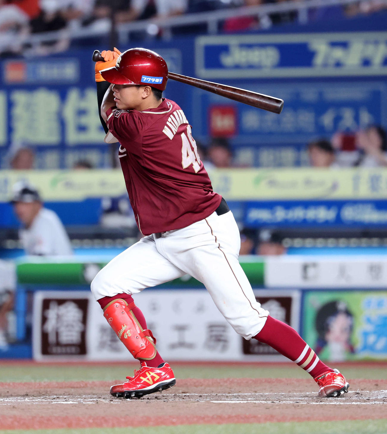 ロッテ対楽天　5回表楽天2死一、三塁、渡辺佳は右前適時打を放つ(撮影・鈴木正人）
