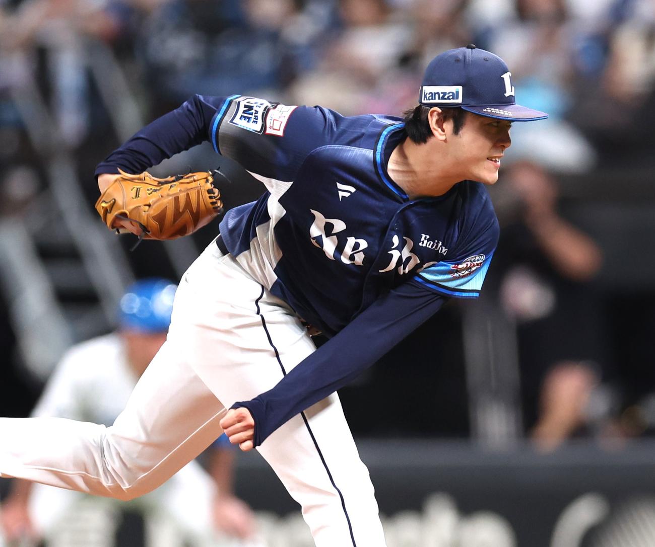 日本ハム対西武　7回に登板の佐藤隼　（撮影・黒川智章）