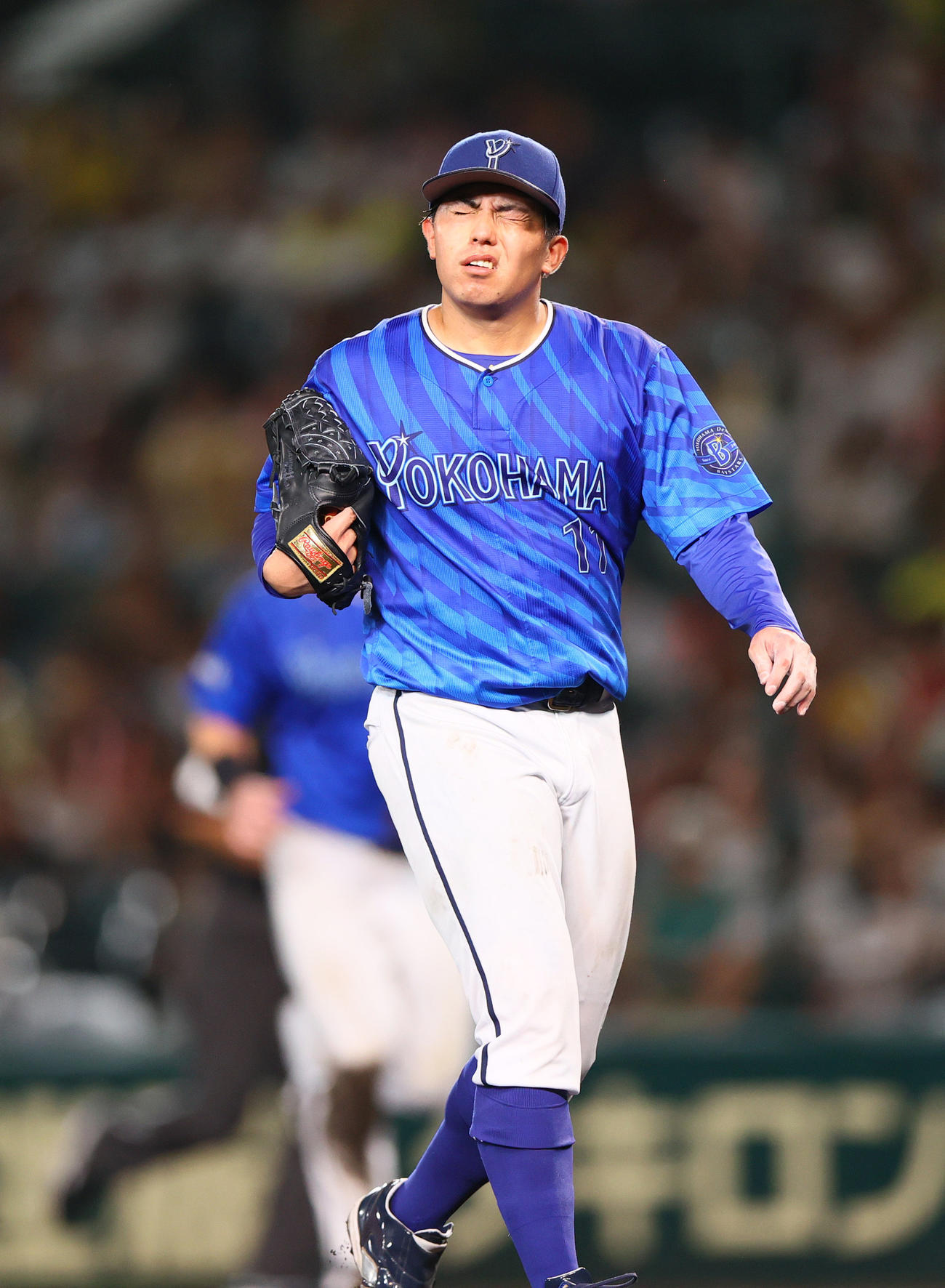 阪神対DeNA 5回裏に逆転を許し悔しがるDeNA東（撮影・上山淳一）