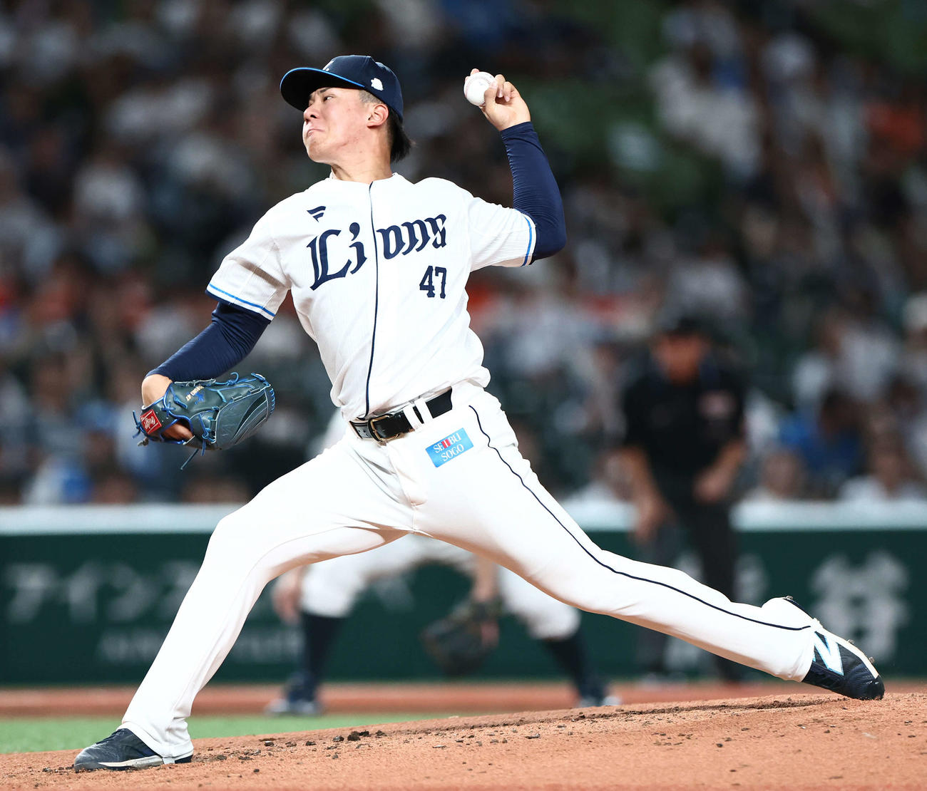 西武対楽天　3回表、力投する杉山（撮影・河田真司）