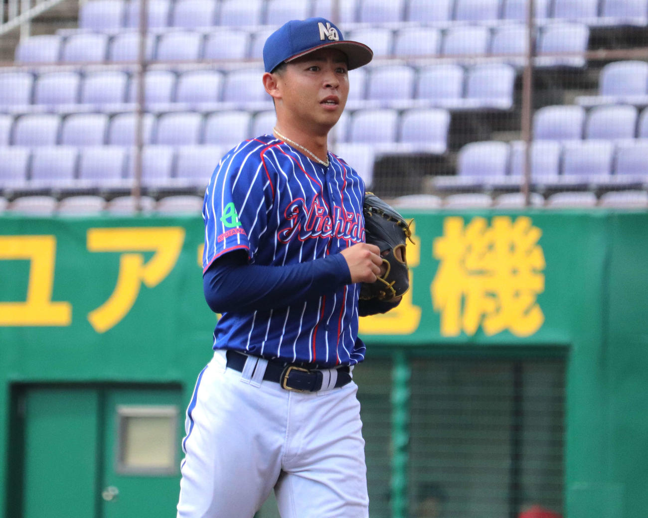 パナソニックとの敗者復活戦3回戦　中継ぎで登板した、ニチダイ・酒井（撮影・中島麗）