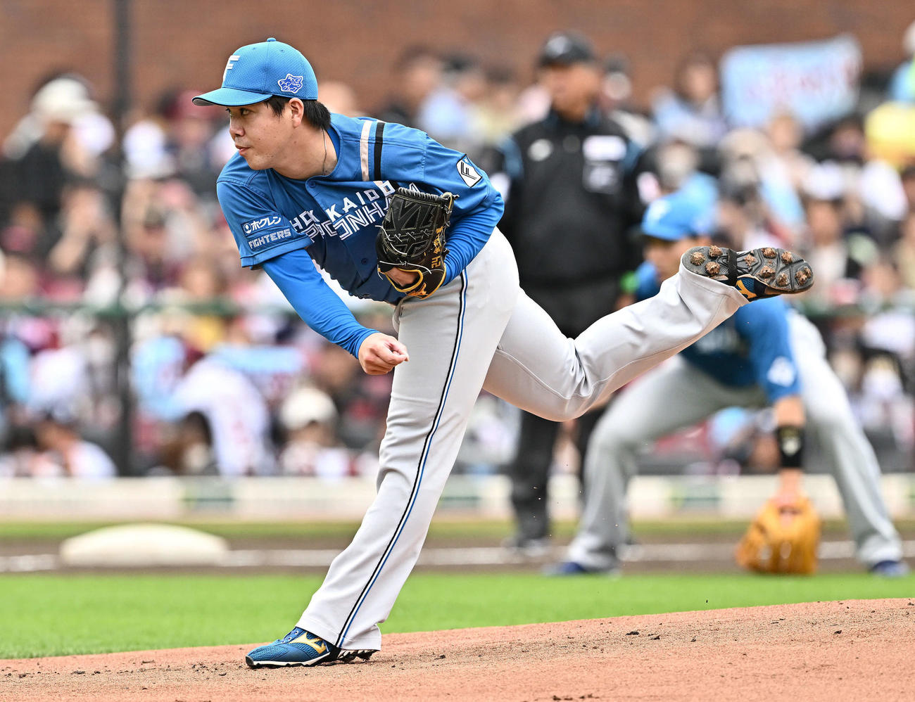 楽天対日本ハム　日本ハム先発の金村（撮影・滝沢徹郎）