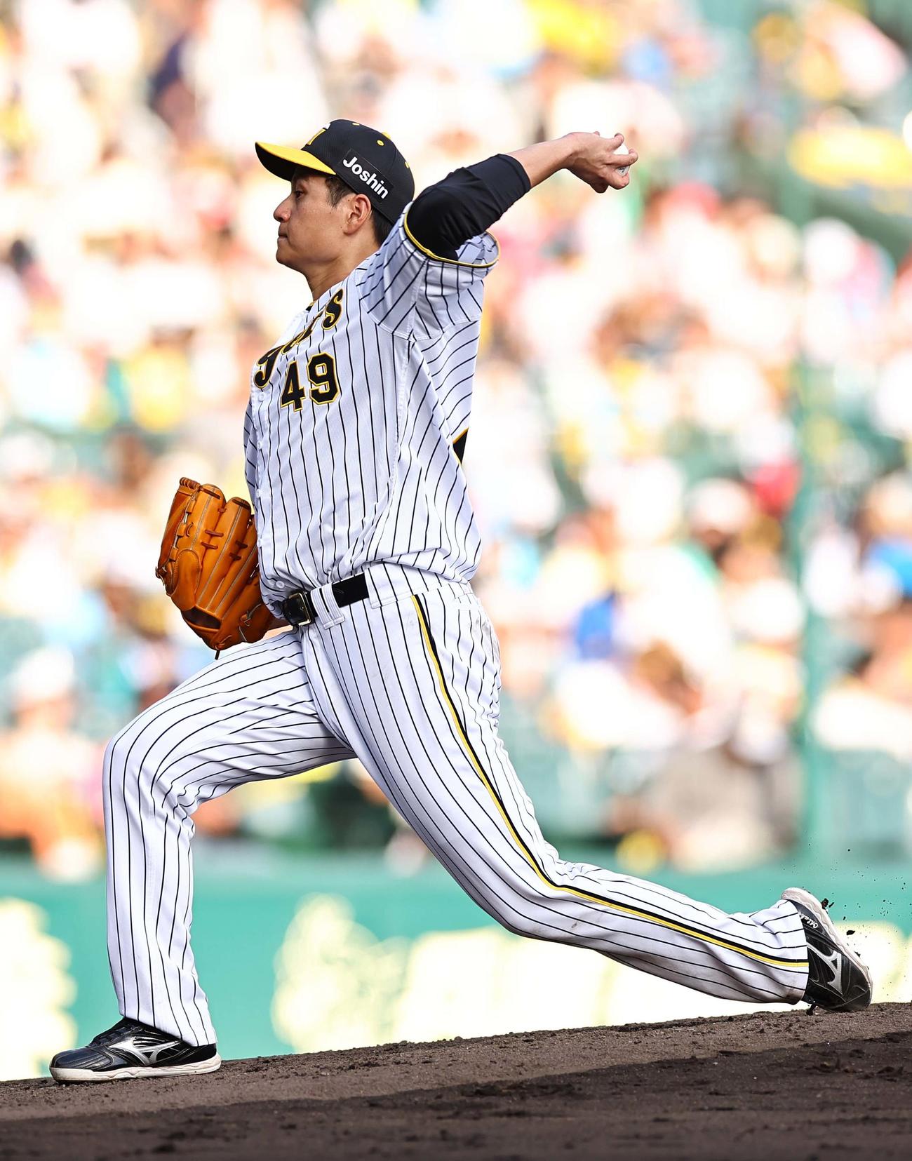 阪神対ヤクルト　6回、スローボールを投げる大竹（撮影・上田博志）