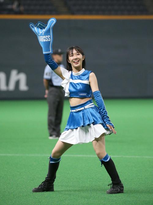 踊るファイターズガール西崎光