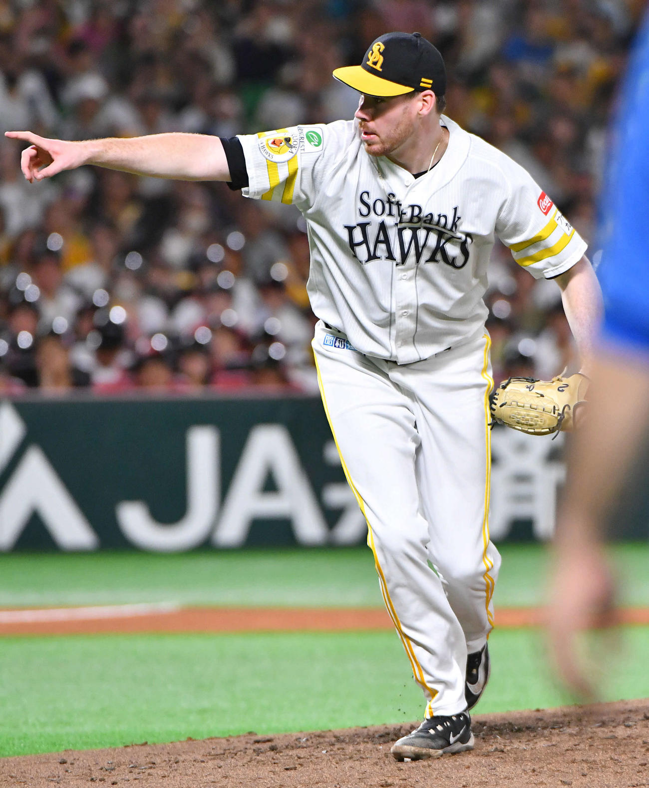 ソフトバンク対日本ハム　3回表日本ハム2死満塁、レイエスを空振り三振に抑えたスチュワート（撮影・岩下翔太）