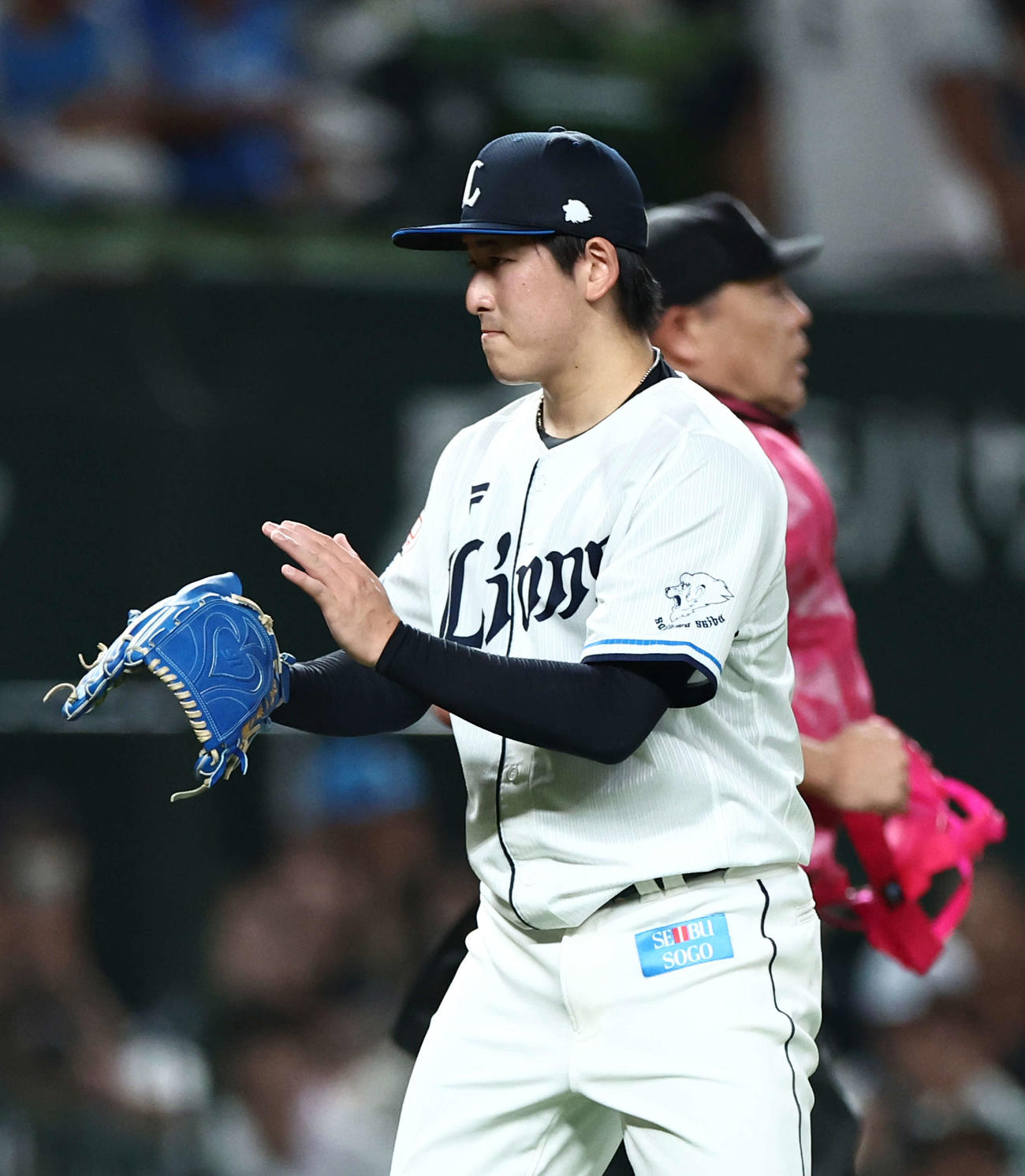 西武対オリックス　4回表を抑える隅田（撮影・河田真司）