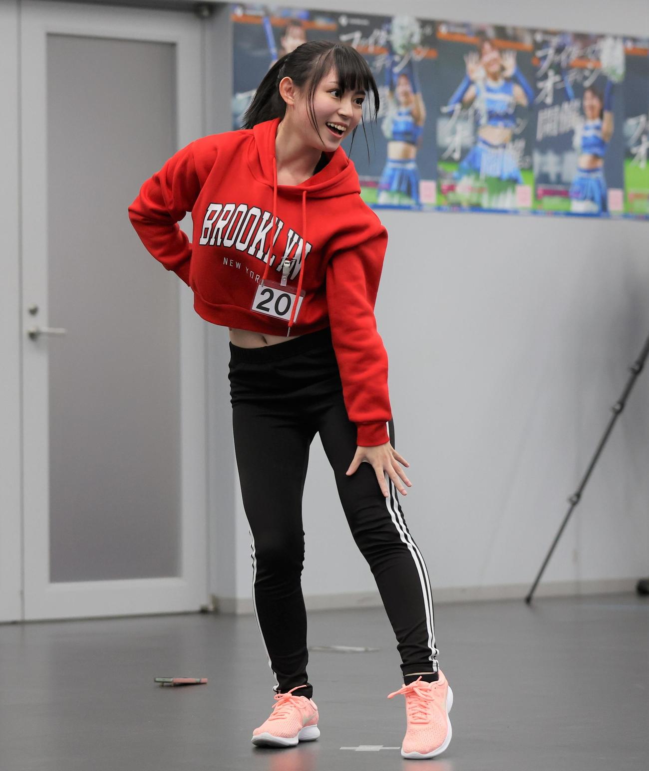 2023年ファイターズガールオーディションでパフォーマンスする橋本莉々花