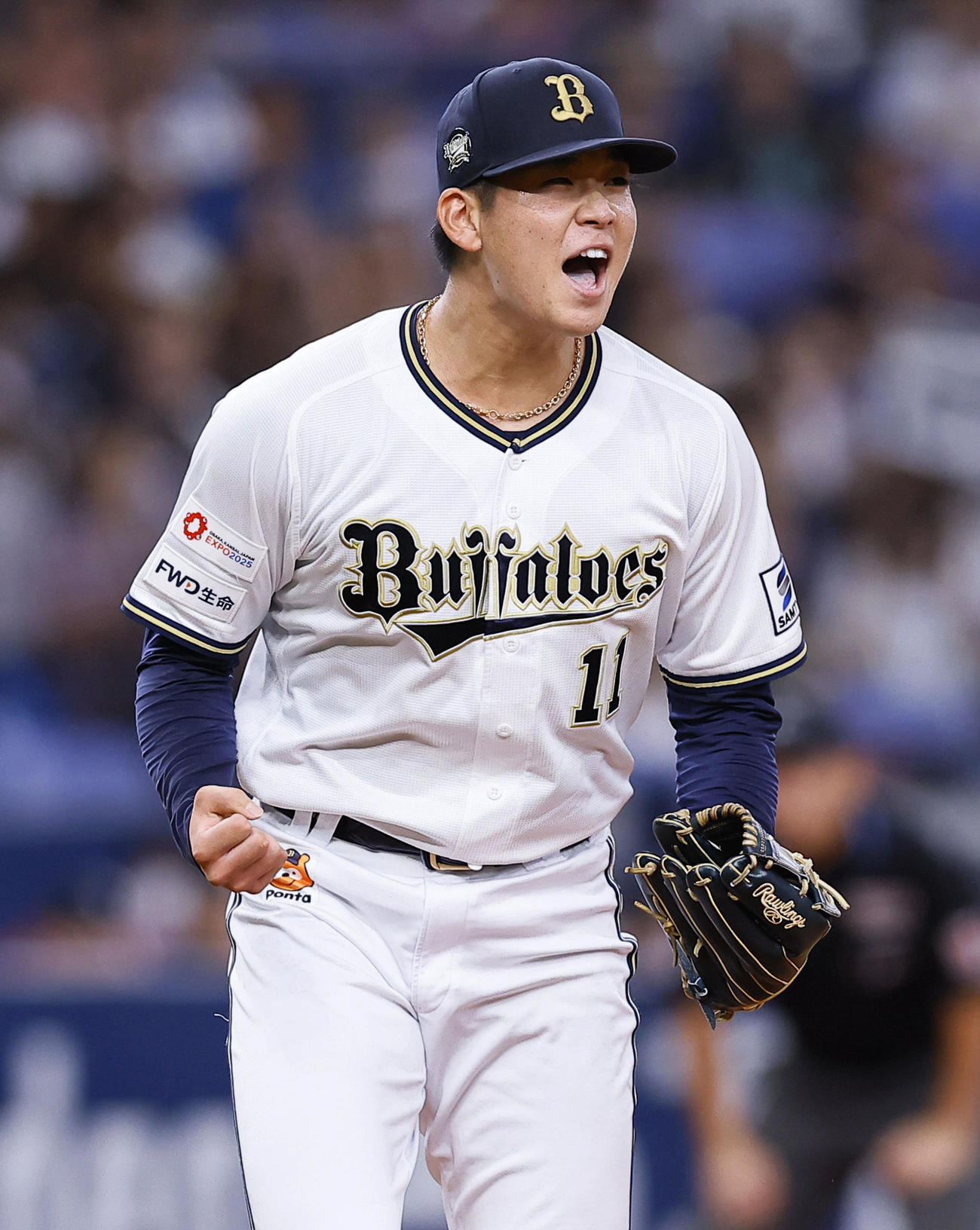 オリックス対日本ハム　2回表日本ハム2死満塁、石井を三振に仕留めガッツポーズをする山下（撮影・藤尾明華）