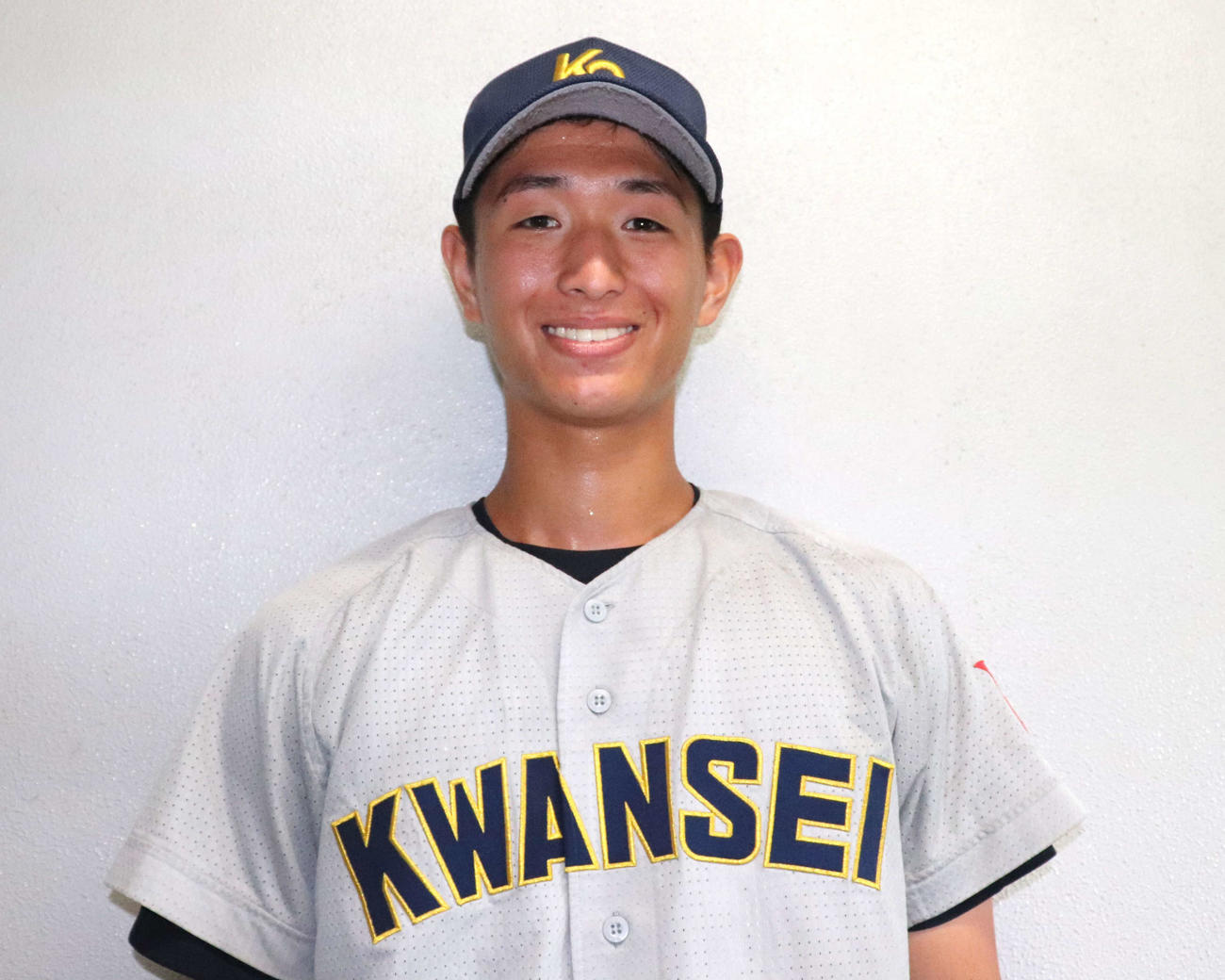 近大との1回戦　8回途中2安打1失点で好投した、関学大の先発・百合（撮影・中島麗）