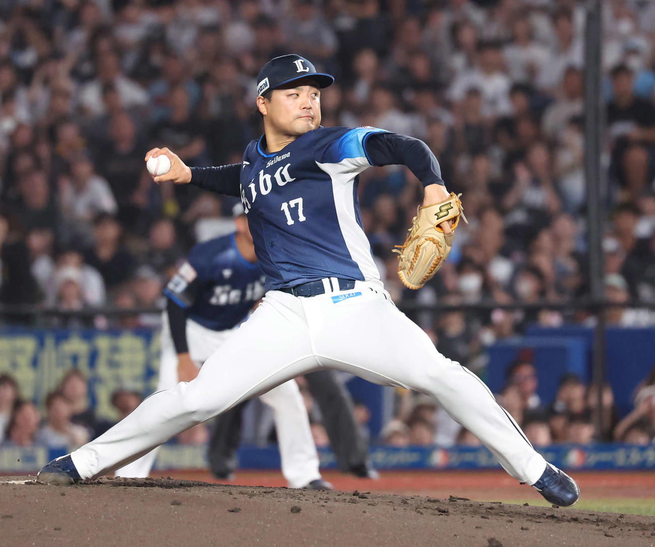 ロッテ対西武　力投する西武先発の松本（撮影・丹羽敏通）