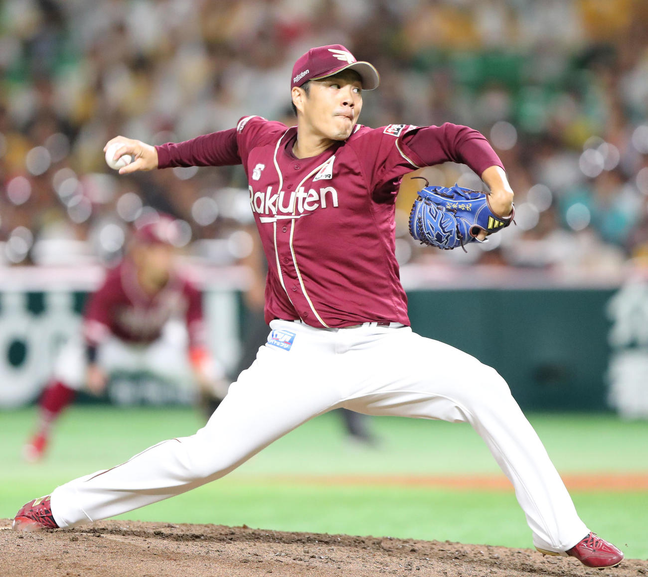 ソフトバンク対楽天　3番手で登板した則本（撮影・鬼束羽瑠菜）