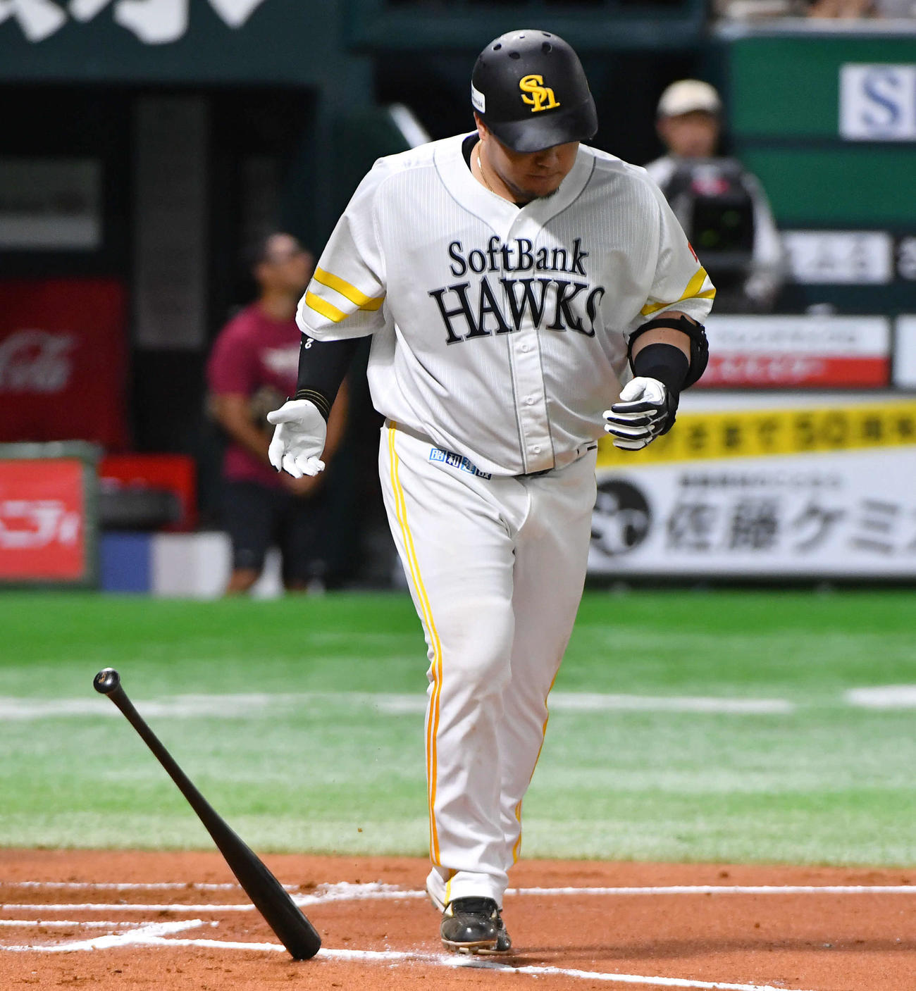 ソフトバンク対楽天　7回裏ソフトバンク無死、山川は左越え本塁打を放つ（撮影・岩下翔太）
