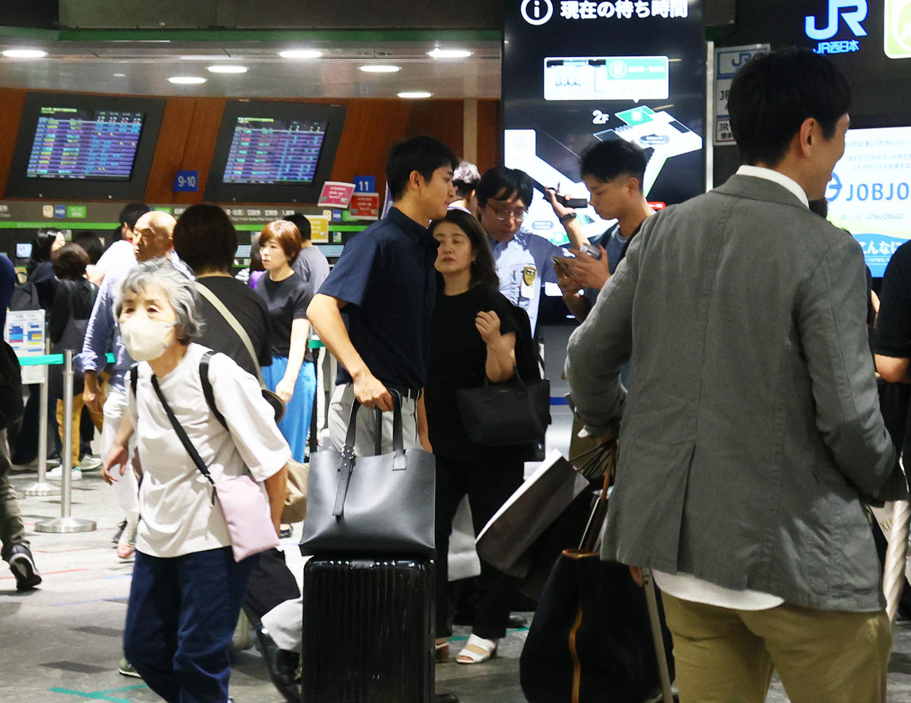 博多駅から新幹線で大阪へむかう柳町（撮影・鬼束羽瑠菜）