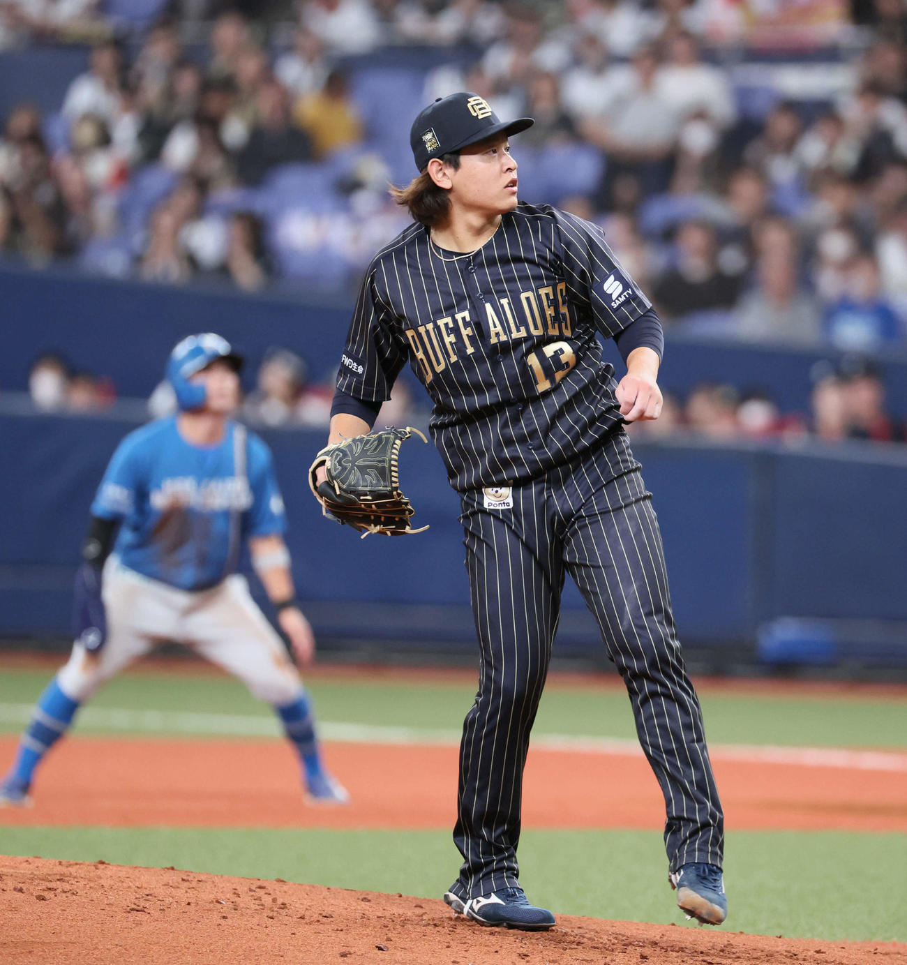 オリックス対日本ハム　3回表日本ハム1死一塁、宮城は水野に右越え逆転2点本塁打を浴びる（撮影・宮崎幸一）