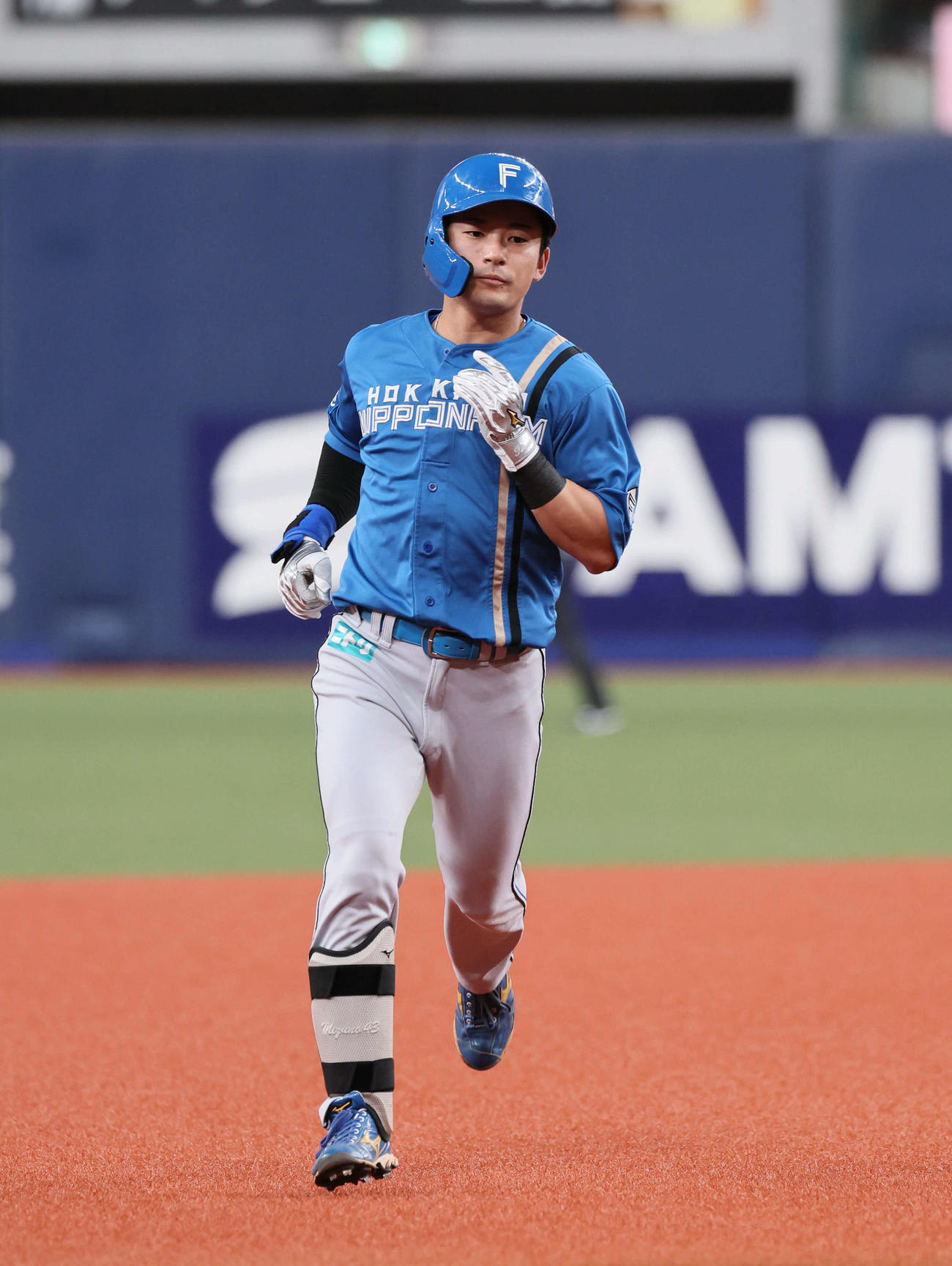 オリックス対日本ハム　3回表日本ハム1死一塁、水野は右越え逆転2点本塁打を放つ（（撮影・宮崎幸一）