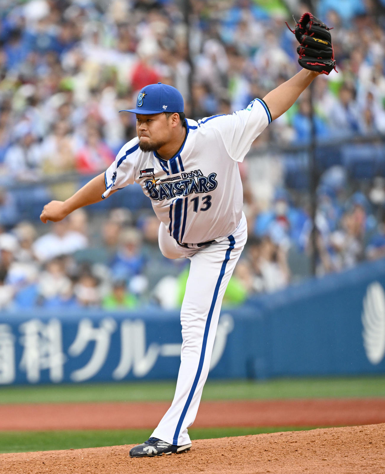 DeNA対ヤクルト　7回から登板し、2勝目を挙げたDeNA伊勢（撮影・千葉一成）