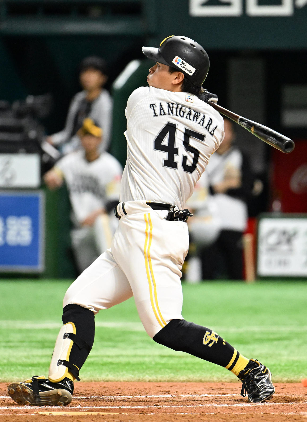 ソフトバンク対西武　7回裏ソフトバンク2死一塁、谷川原は適時三塁打を放つ（撮影・林敢治）