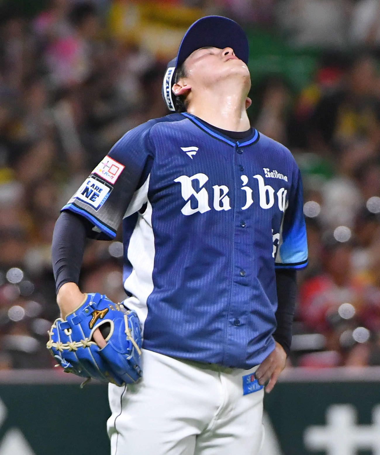 ソフトバンク対西武　4回裏ソフトバンク2死、山川に先制の左越え本塁打を打たれ、悔しがる隅田（撮影・岩下翔太）