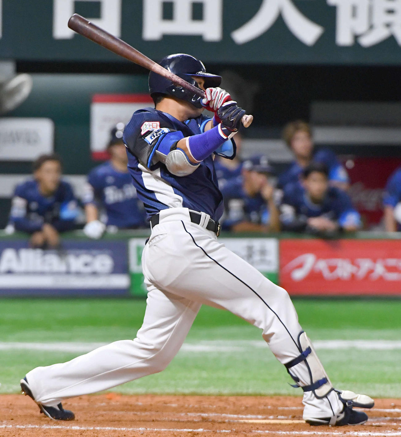 ソフトバンク対西武　9回表西武2死満塁、栗山は逆転の右前2点適時打を放つ（撮影・岩下翔太）