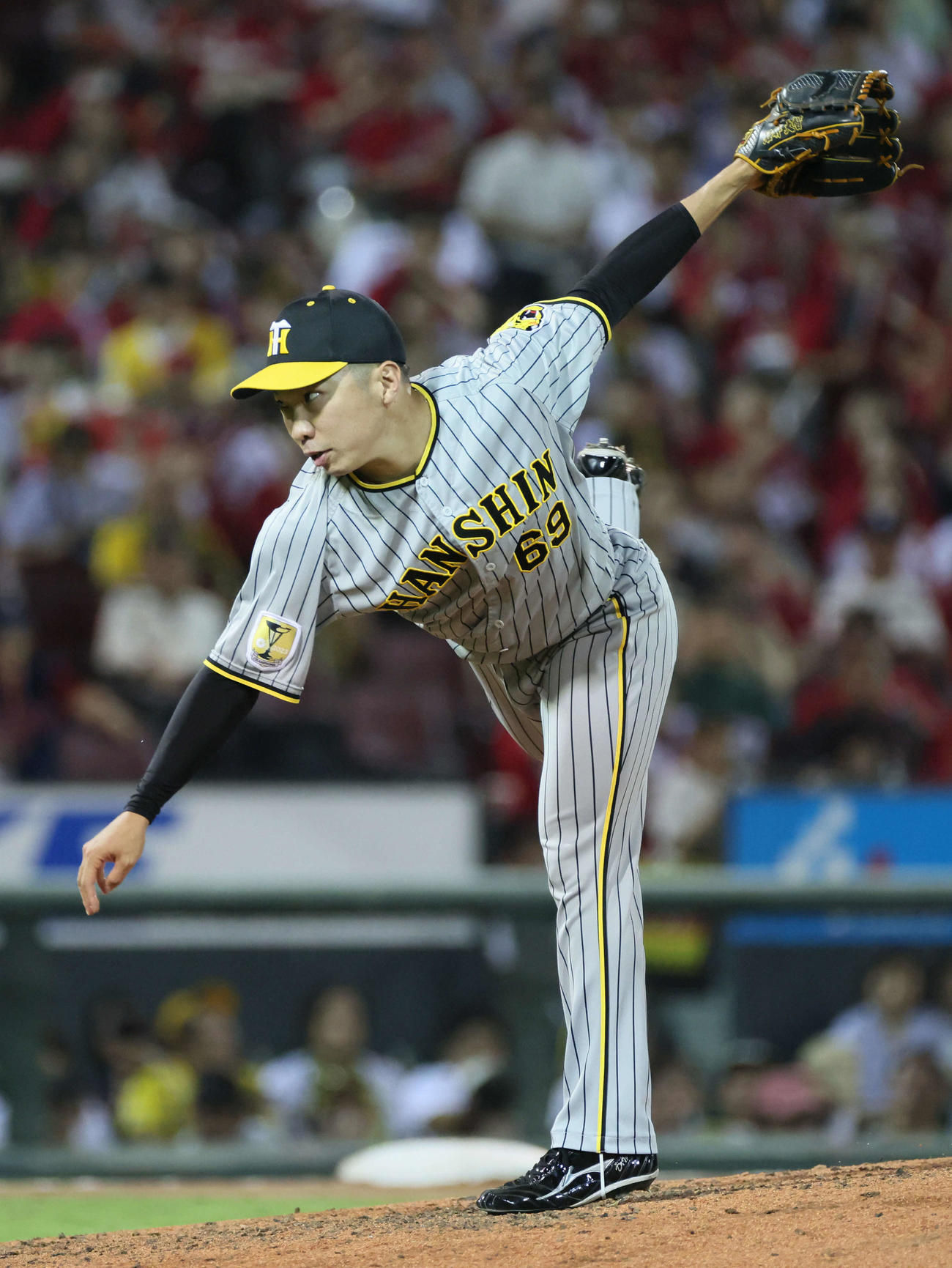 広島対阪神　9回裏広島、阪神4番手の石井（撮影・加藤孝規）