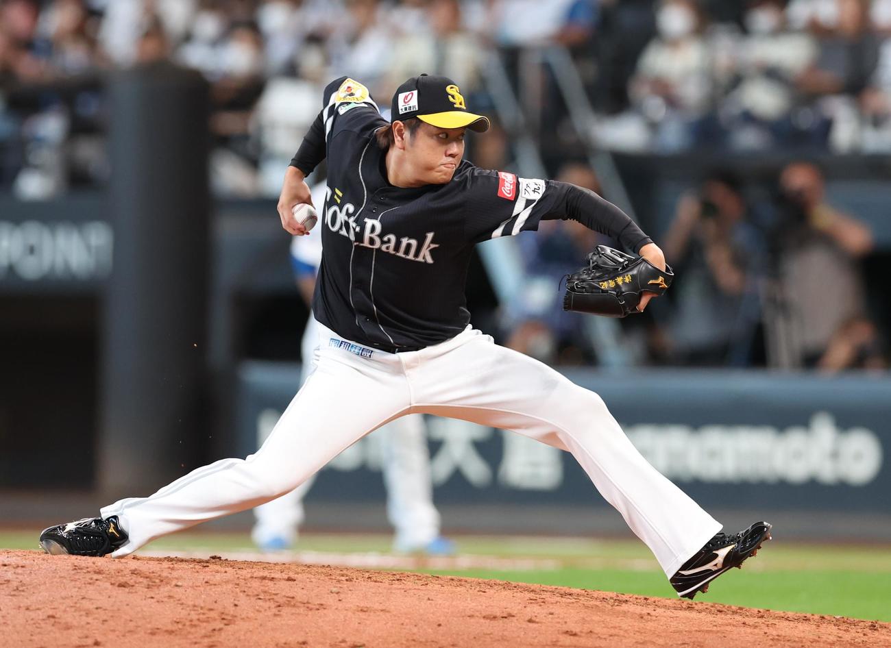 日本ハム対ソフトバンク　6回に登板の津森（撮影・黒川智章）