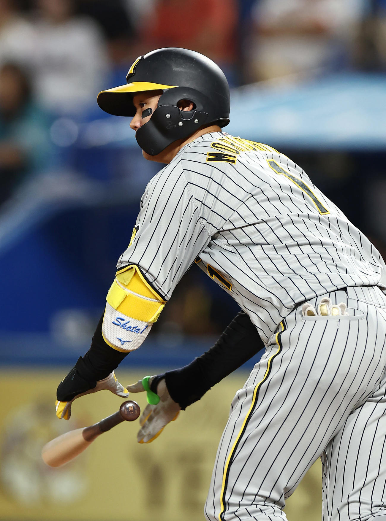 ヤクルト対阪神　3回表阪神2死一、二塁、左前適時打を放つ森下（撮影・前田充）