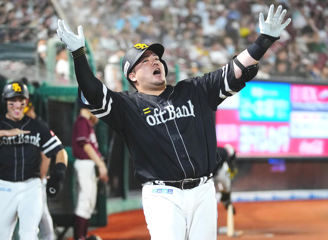 ソフトバンク山川穂高（2024年9月撮影）