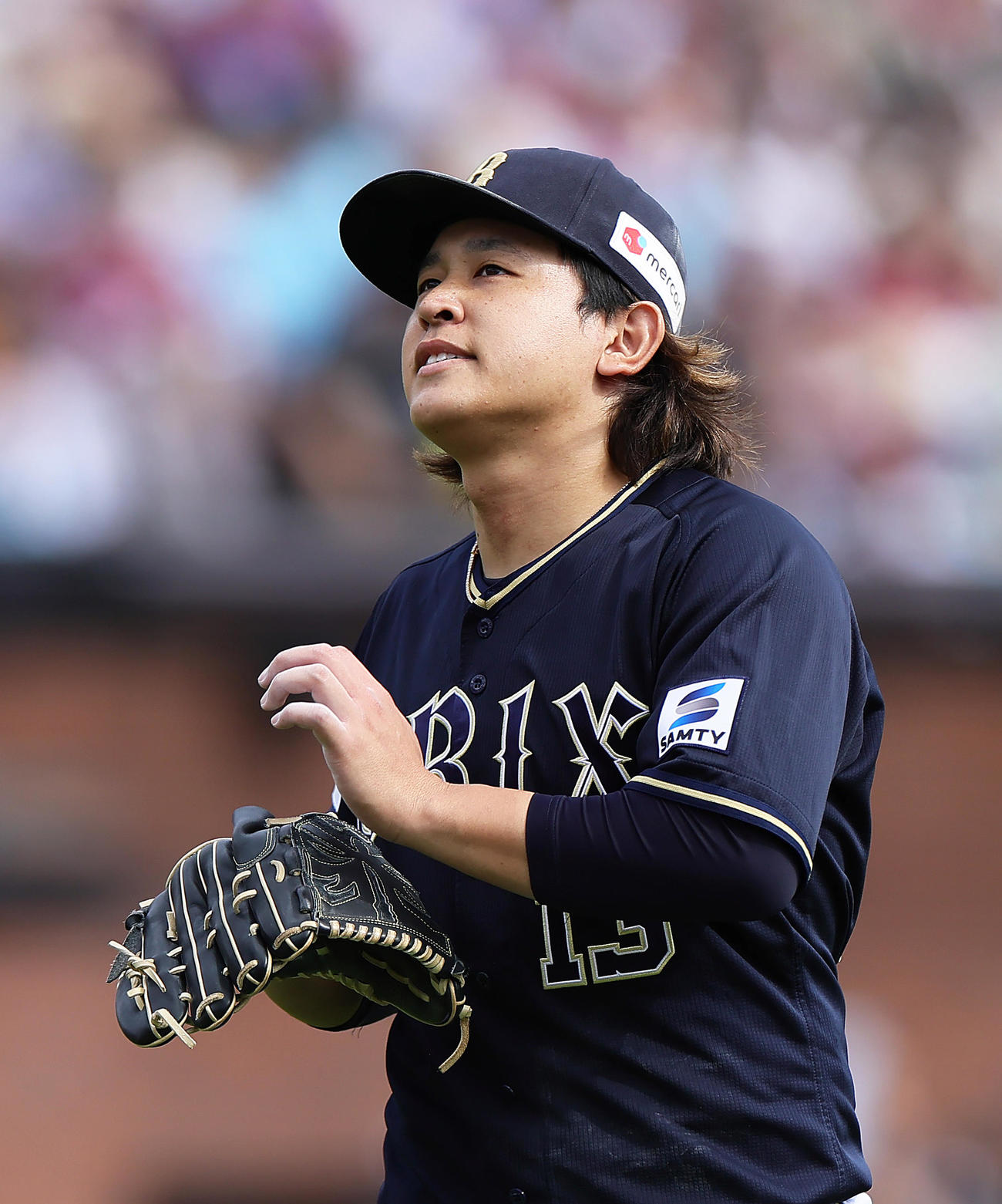 楽天対オリックス　1回裏楽天2死一、三塁、安田を二ゴロに仕留めた宮城（撮影・足立雅史）