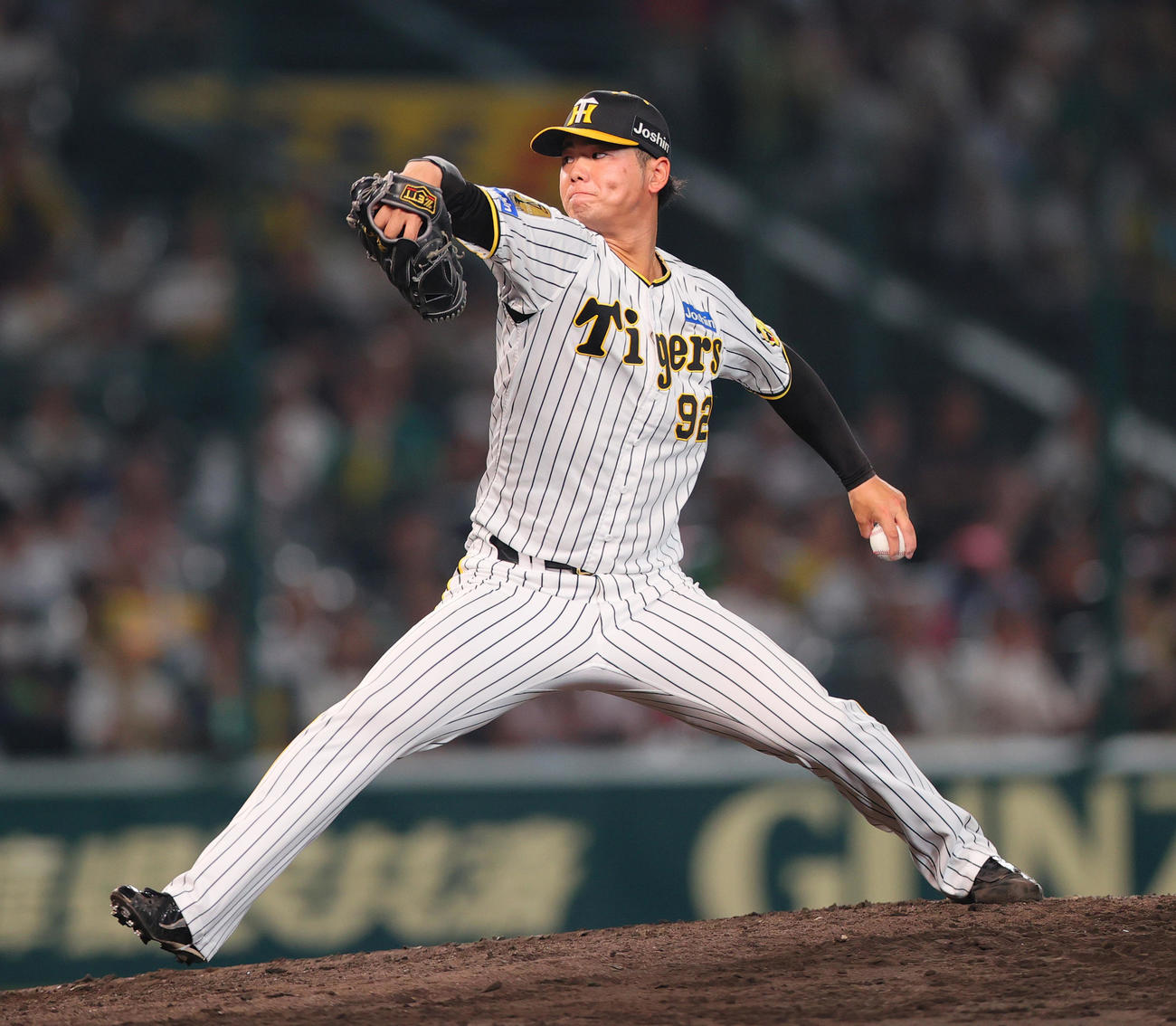 阪神対DeNA 8回表に登板する阪神川原（撮影・上山淳一）