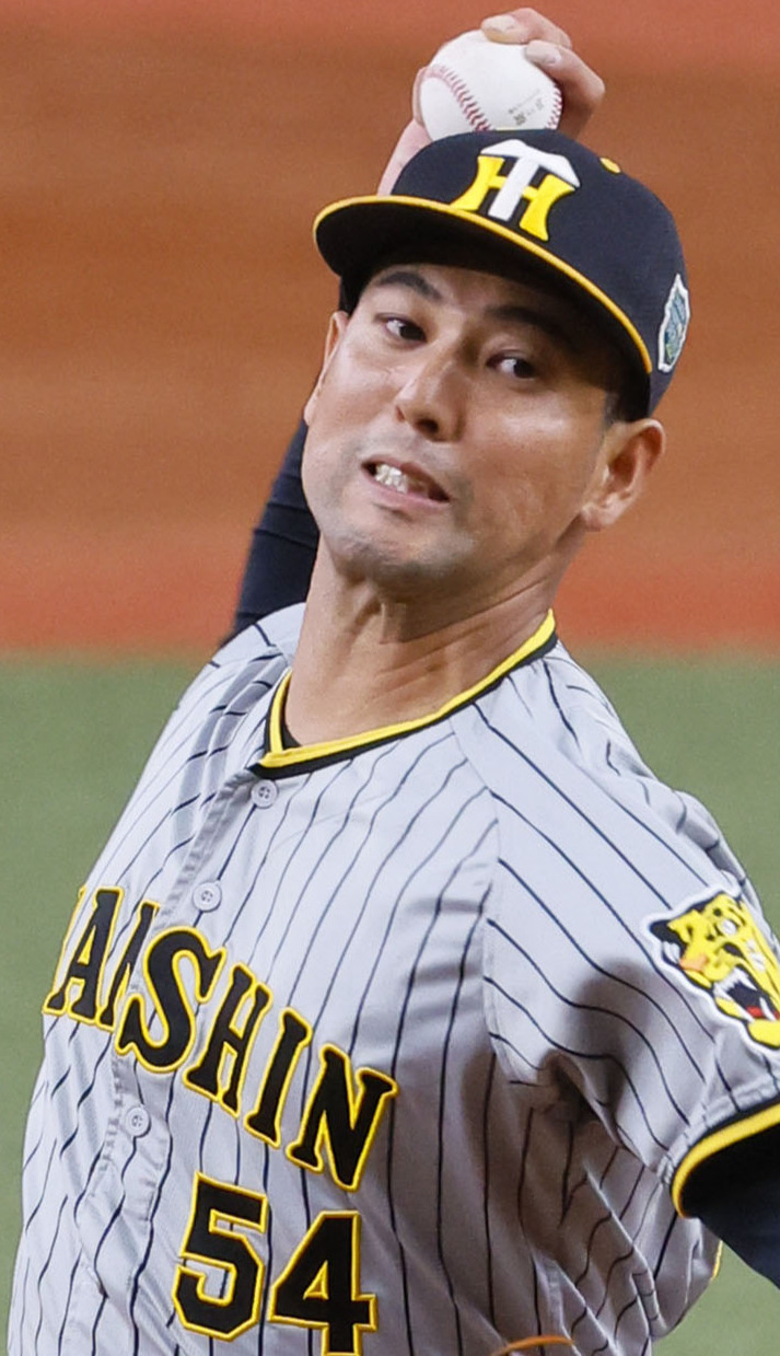 2023年10月28日、オリックス戦に登板した阪神加治屋蓮