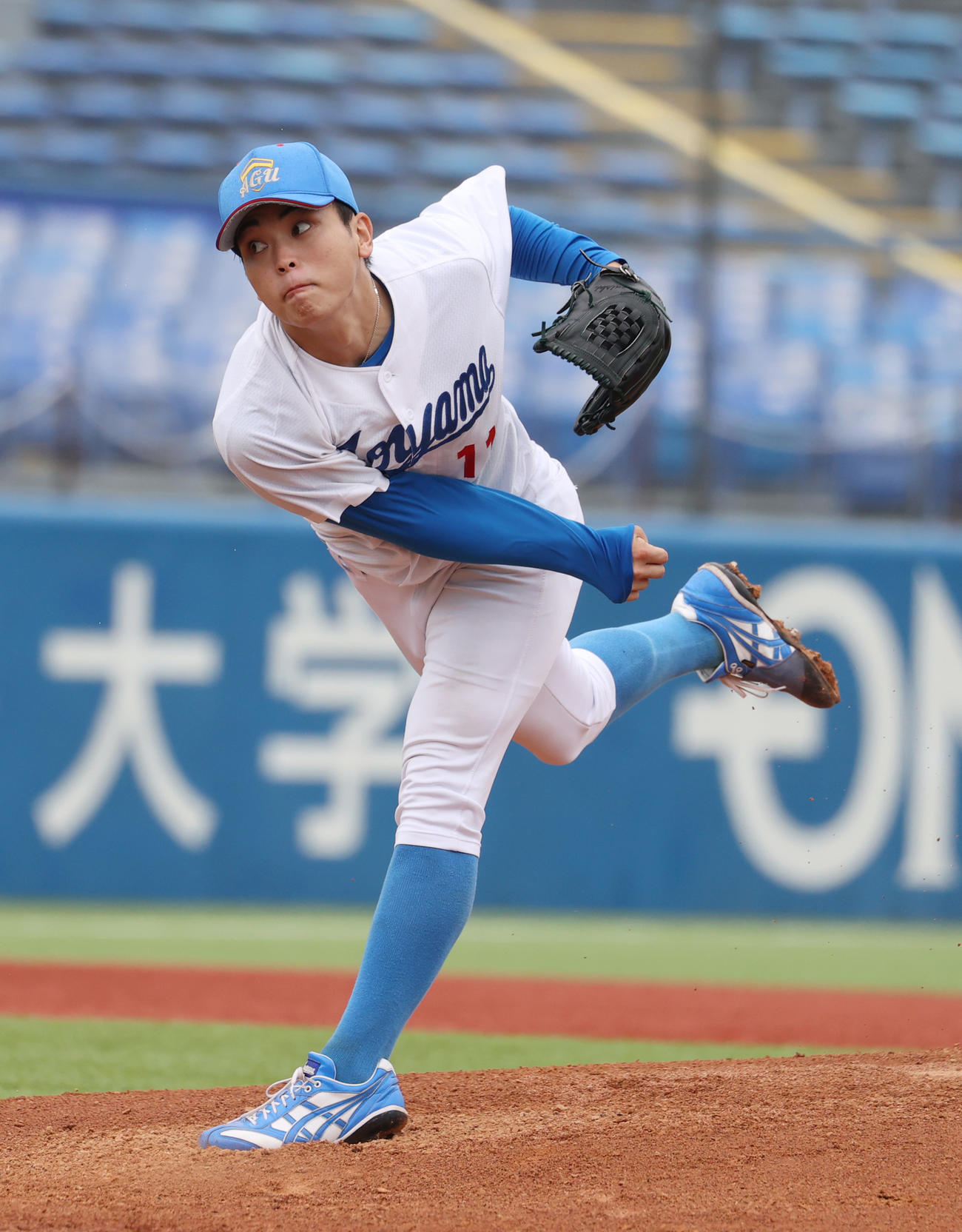 青学大対東農大　先発した青学大・中西（撮影・柴田隆二）