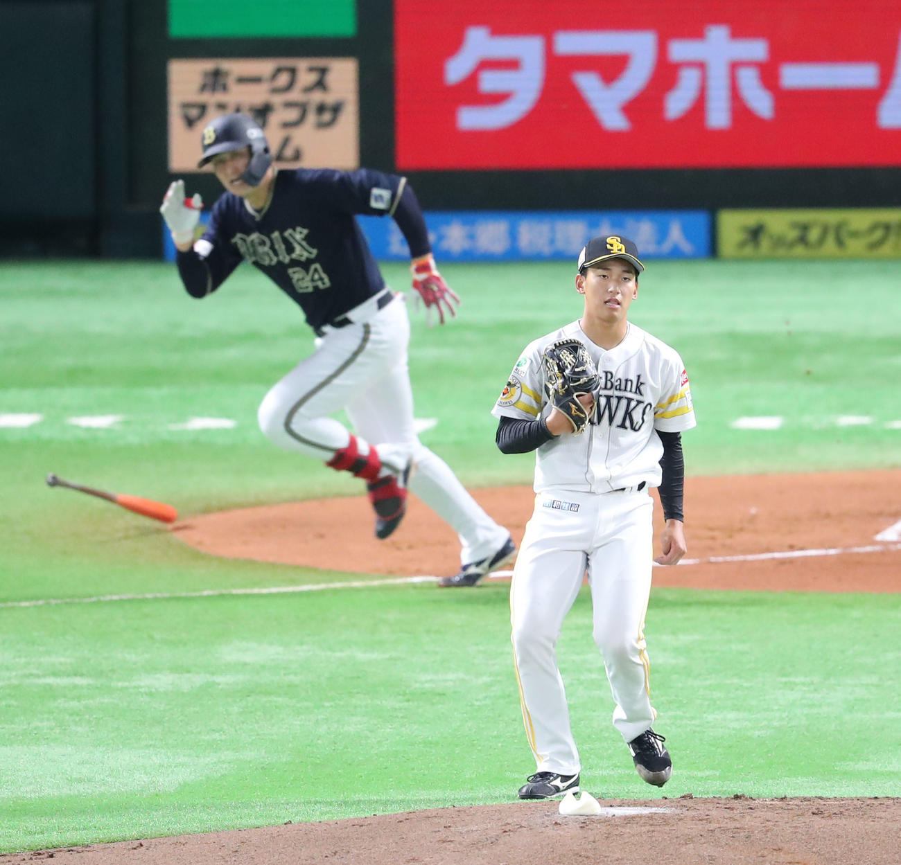 ソフトバンク対オリックス　2回表オリックス無死二、三塁、前田悠は紅林に中前先制適時打を浴びる（撮影・梅根麻紀）