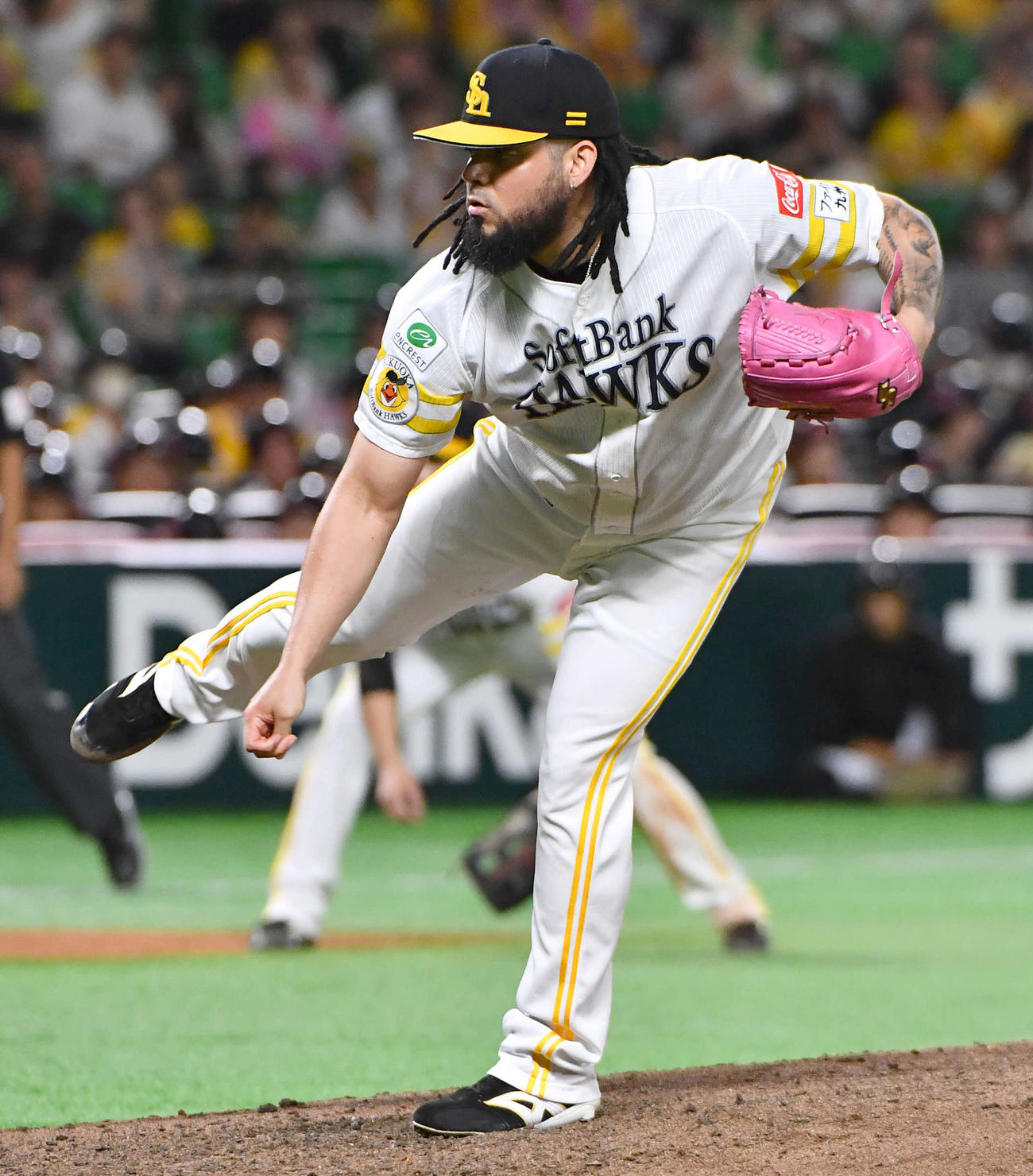 ソフトバンク対オリックス　9回表から登板した、ソフトバンク7番手のオスナ（撮影・岩下翔太）