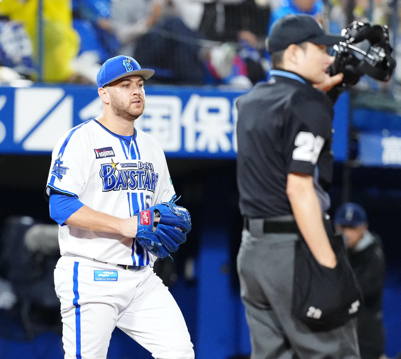 DeNA対阪神　5回表阪神無死満塁、大山に先制2点適時二塁打を浴びたケイ（撮影・江口和貴）