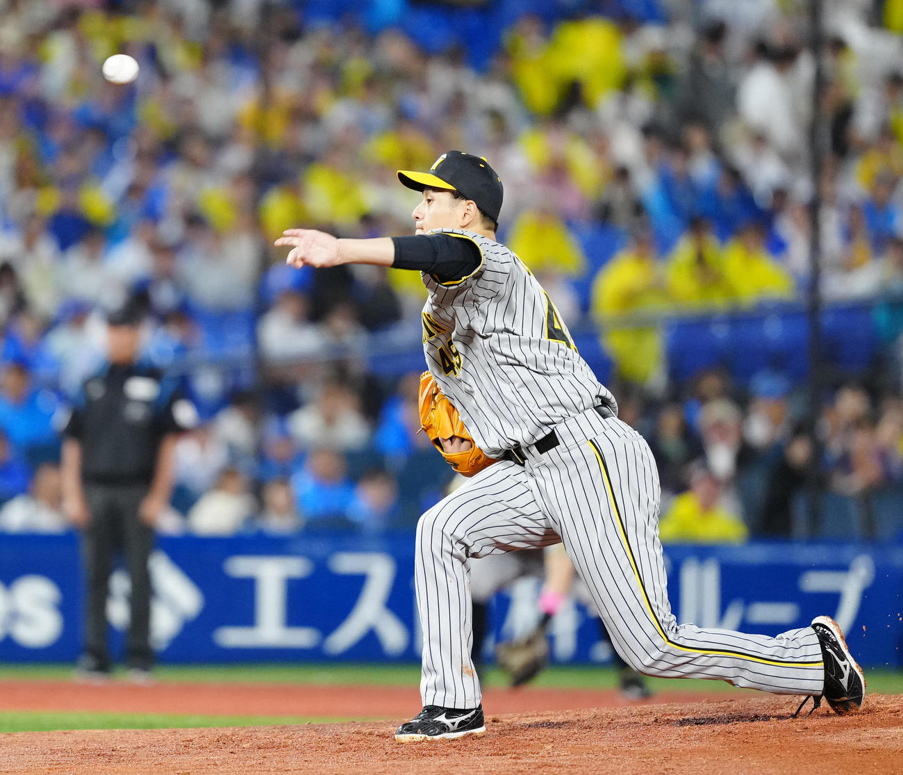 DeNA対阪神　2回裏、チェンジアップを投じる阪神先発の大竹（撮影・江口和貴）