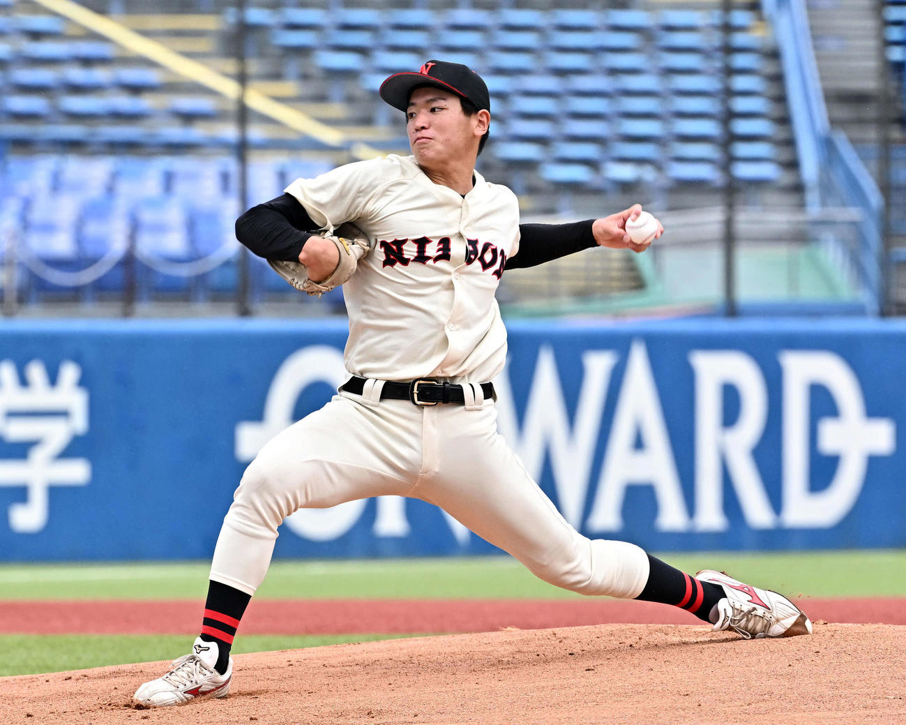 国学院大対日大　日大先発の菅沢（撮影・滝沢徹郎）