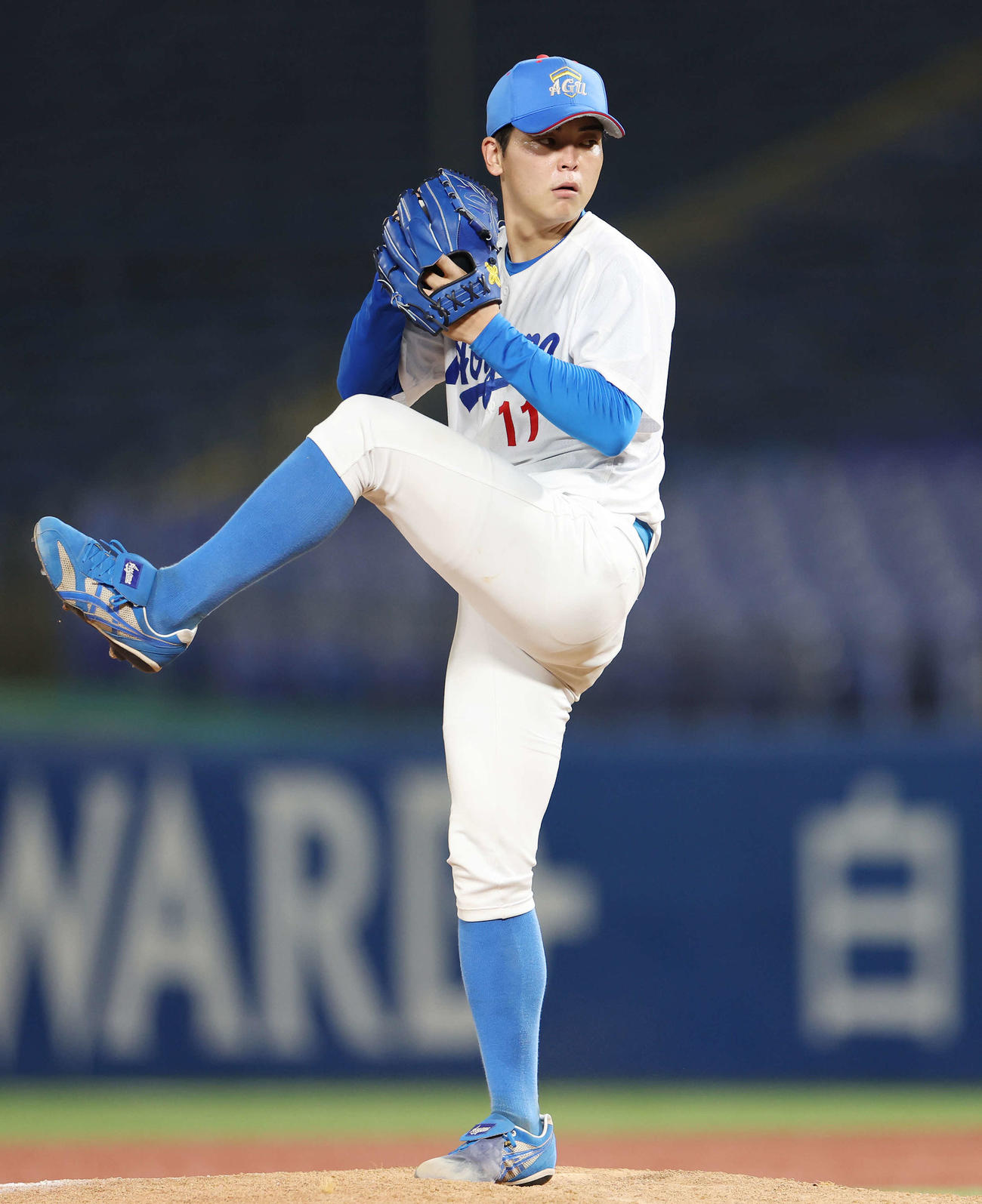 東農大対青学大　青学大先発の中西（撮影・宮地輝）